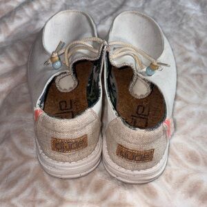 Hey Dude Women's White and Beige Loafers